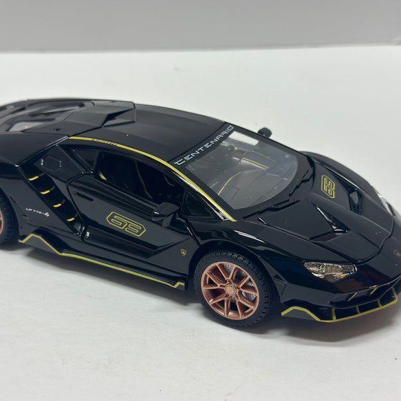 1:24 Lamborghini Centenario Diecast With Headlight & Taillight LED Black - Picture 3 of 9